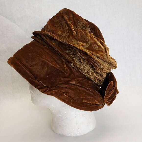PLAZA SUITE Cloche Bucket Hat Women's Tan Velvet Velour Bow Lined Retro Classic - Picture 5 of 15